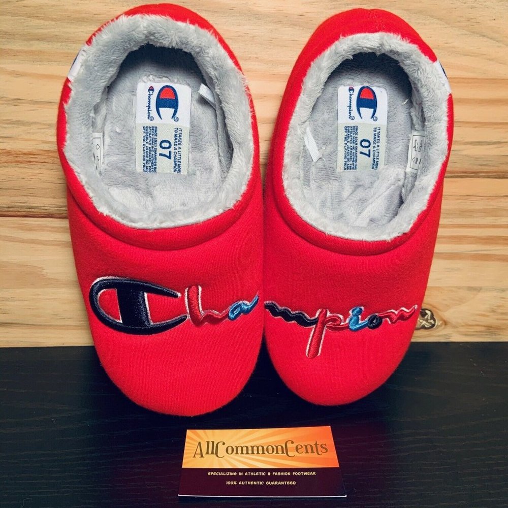 New Champion Women's Cozy Slippers